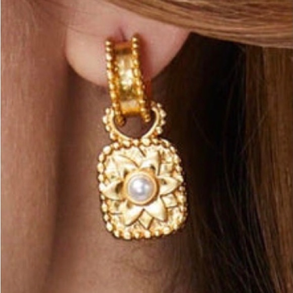 Julie Vos Marbella 3 in 1 hoop and charm earrings - Picture 5 of 7